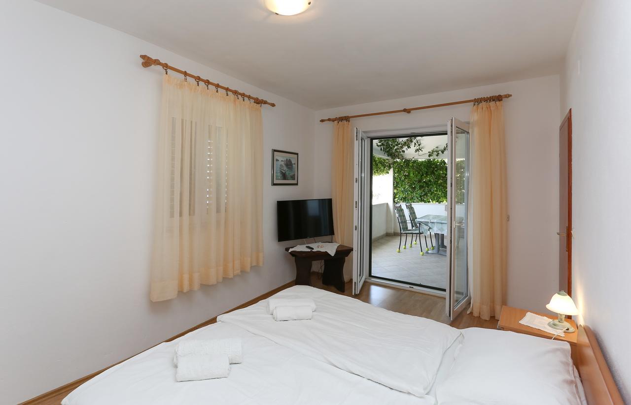 Apartments Laguna 2 Бол Экстерьер фото